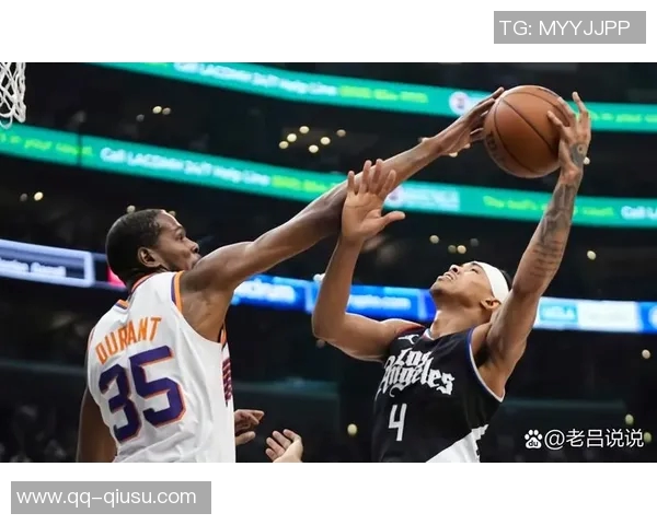 布兰登威廉姆斯表现出色8投7中贡献18分助攻篮板全面开花