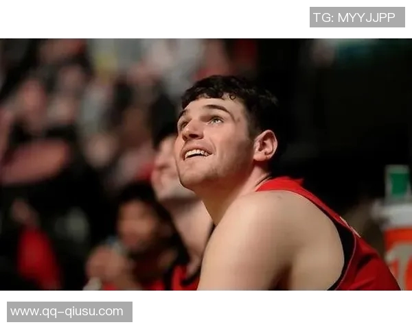 开拓者媒体人揭秘球队选秀历程克林根的胳膊细如手腕引发热议 开拓者媒体人揭秘球队选秀历程克林根的胳膊细如手腕引发热议